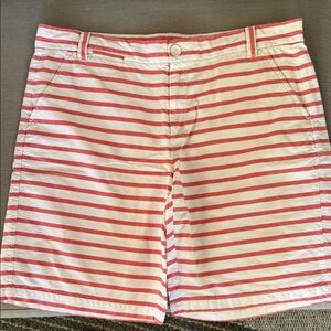 Gap boyfriend roll-up Red and White Striped Shorts size 10